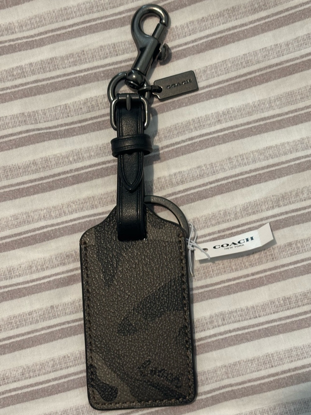 COACH F76853 Luggage Tag with Camo Print